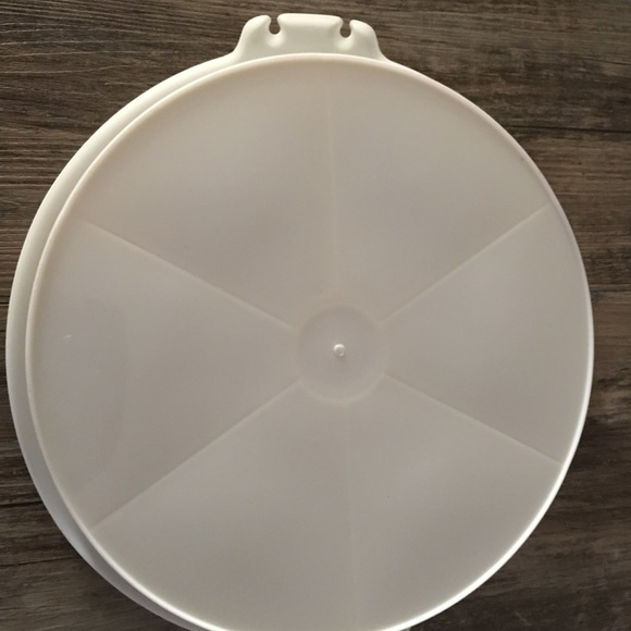 Large Party Tray: Vintage Tupperware - Picture 9 of 14